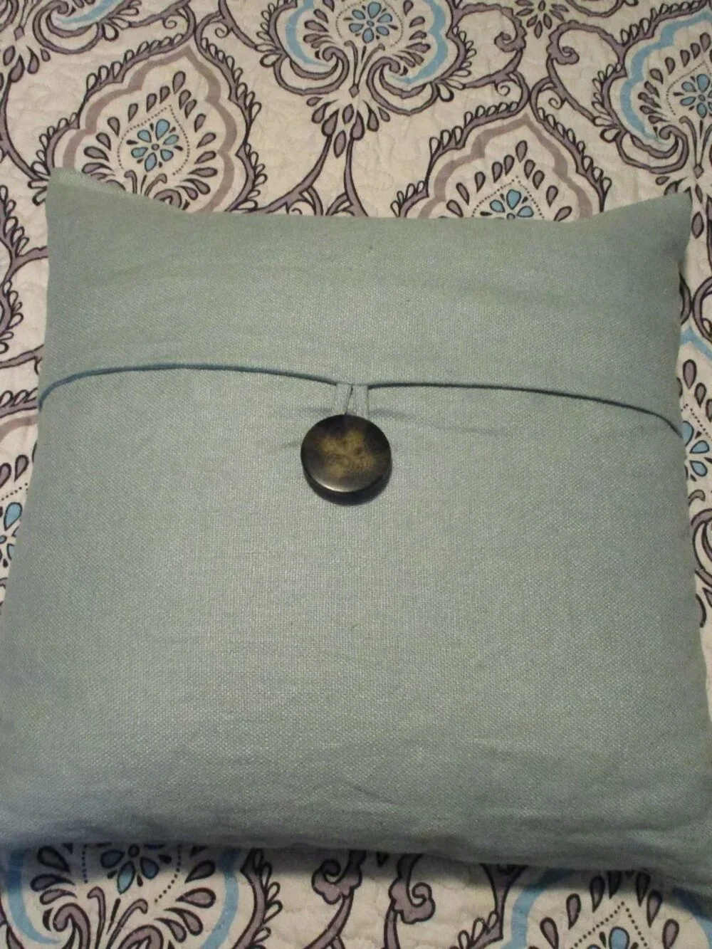 1 Pottery Barn Seafoam Linen Button Front Throw Pillow Cover